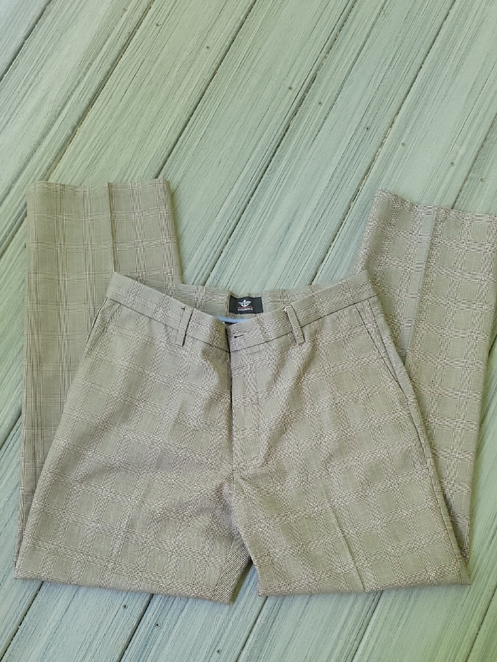 Dockers Men's Plaid Dress Pants in Light Khaki